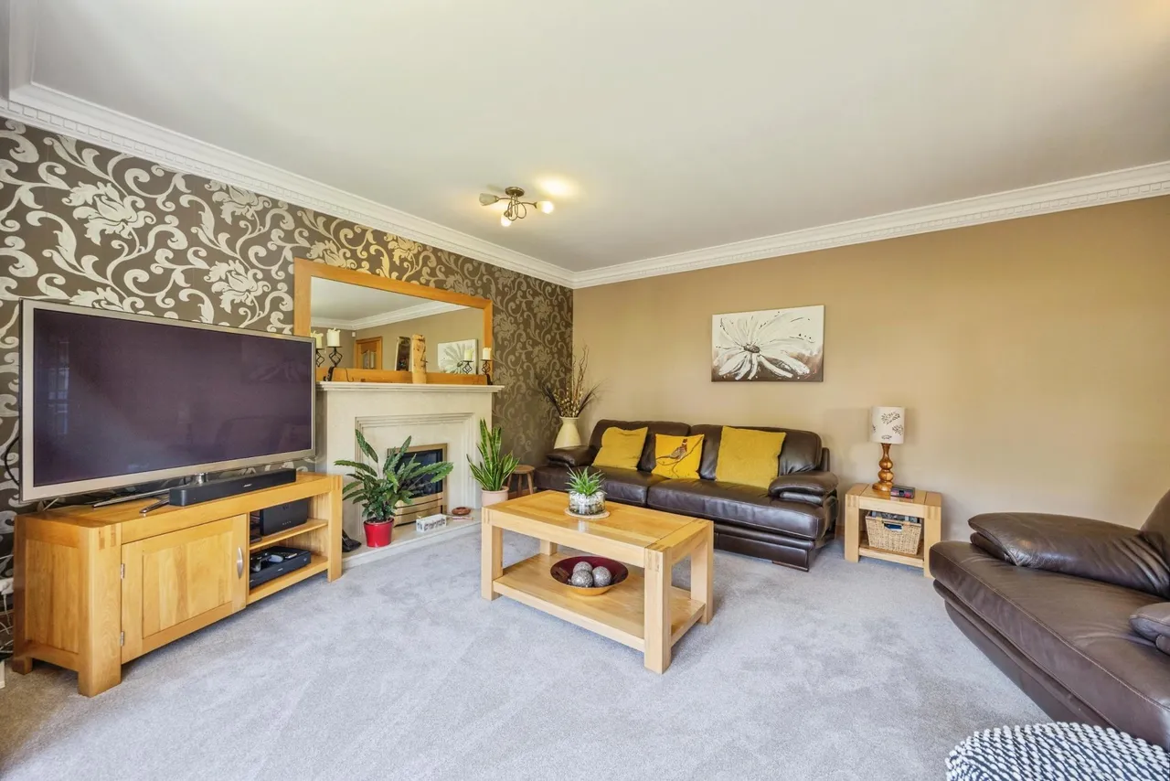 Cornhill Grove, Biggar, ML12, photo 4