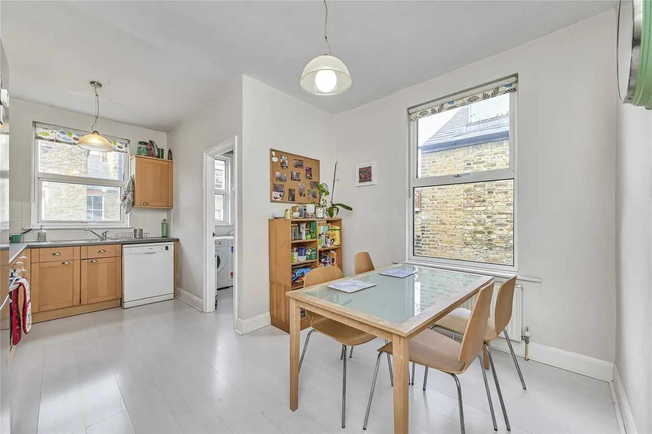 Hazelbourne Road, London, SW12, photo 5