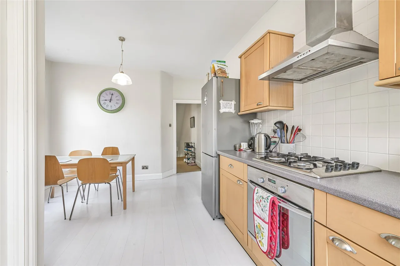 Hazelbourne Road, London, SW12, photo 6