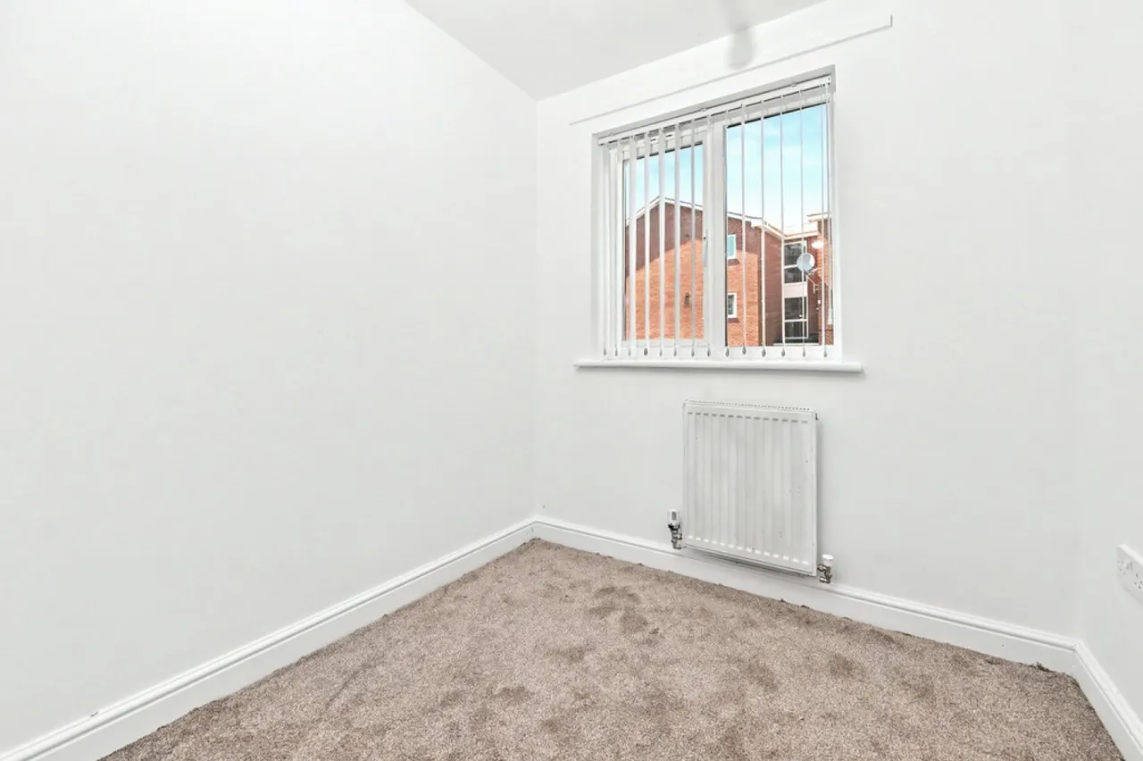 Tudor Court, Sunny Bank, Stoke-on-Trent, photo 10