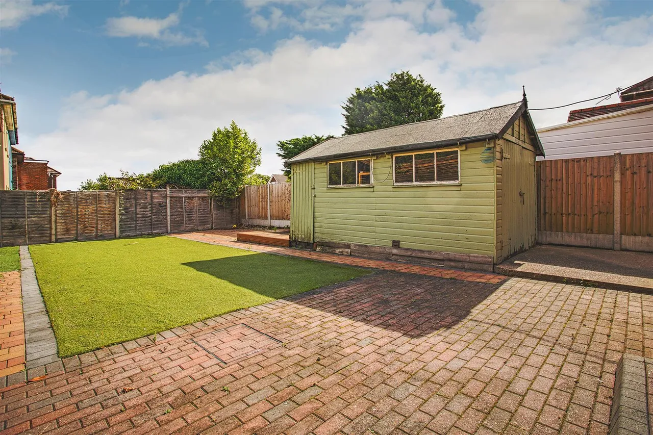 Hillcreste Drive, Chellaston, photo 12