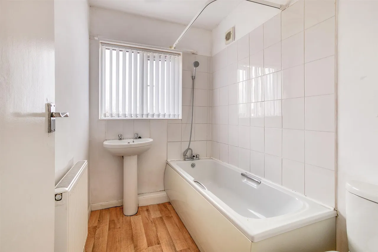 Hillcreste Drive, Chellaston, photo 11
