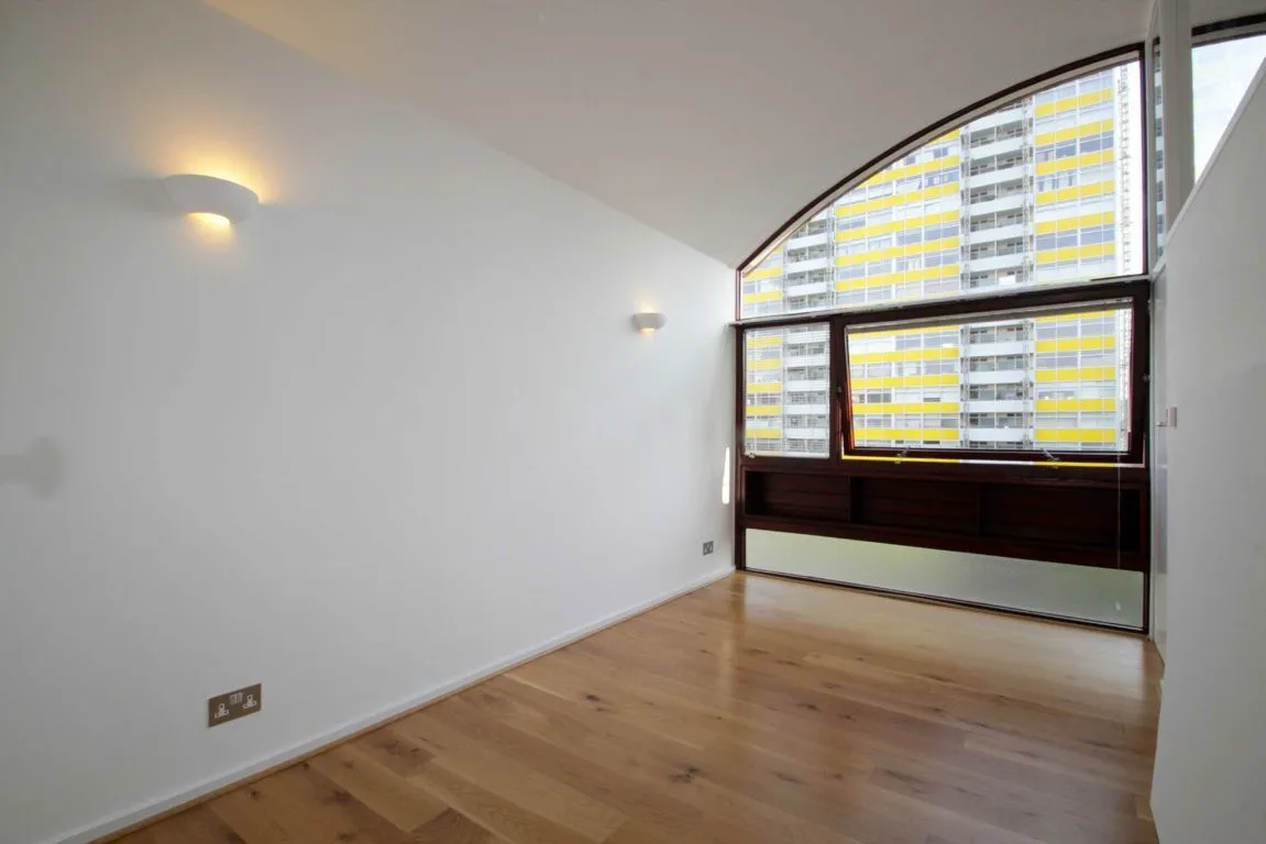 Crescent House, EC1Y, photo 5
