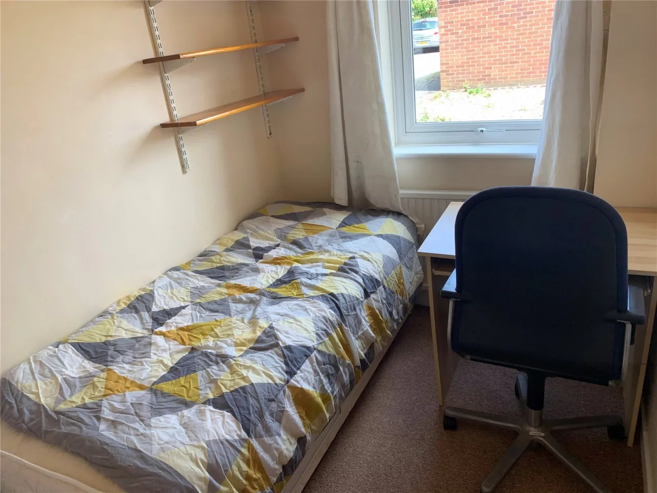 Magnus Court, Beeston, NG9, photo 5