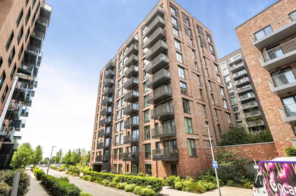 Cedrus Avenue, Southall, UB1, photo 13