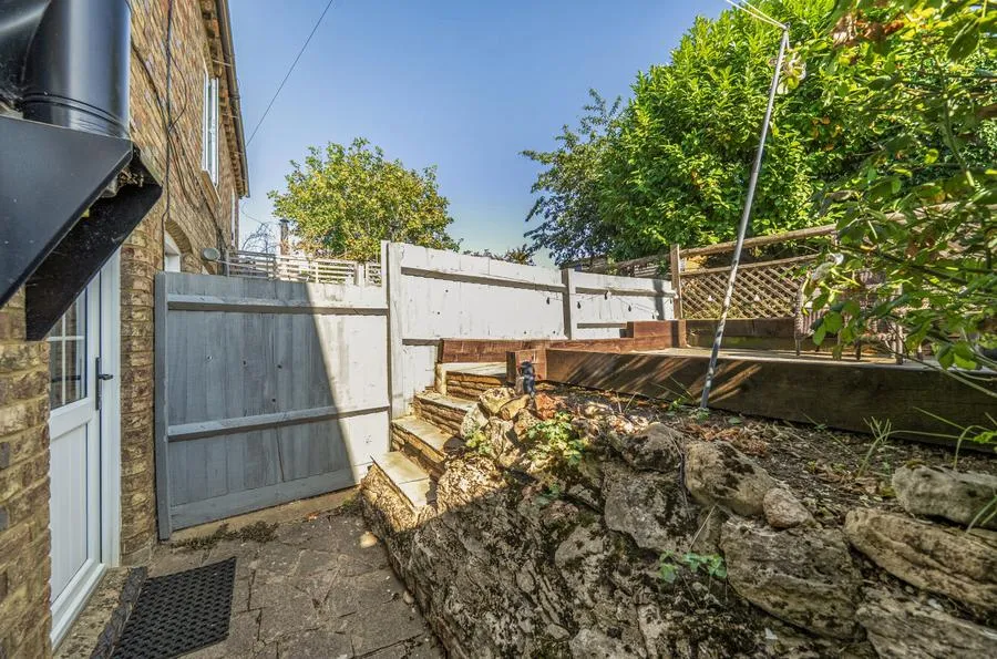 Winslow Road, Granborough, MK18, photo 12
