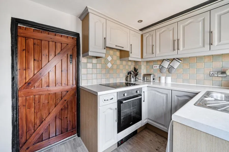 Winslow Road, Granborough, MK18, photo 13