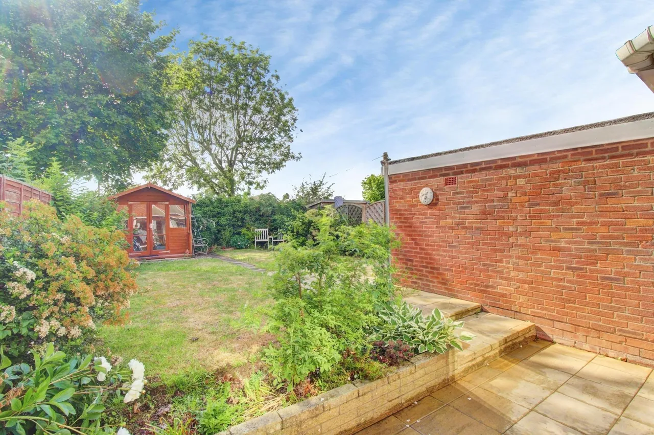 Mill Crescent, Kingsbury, B78, photo 20