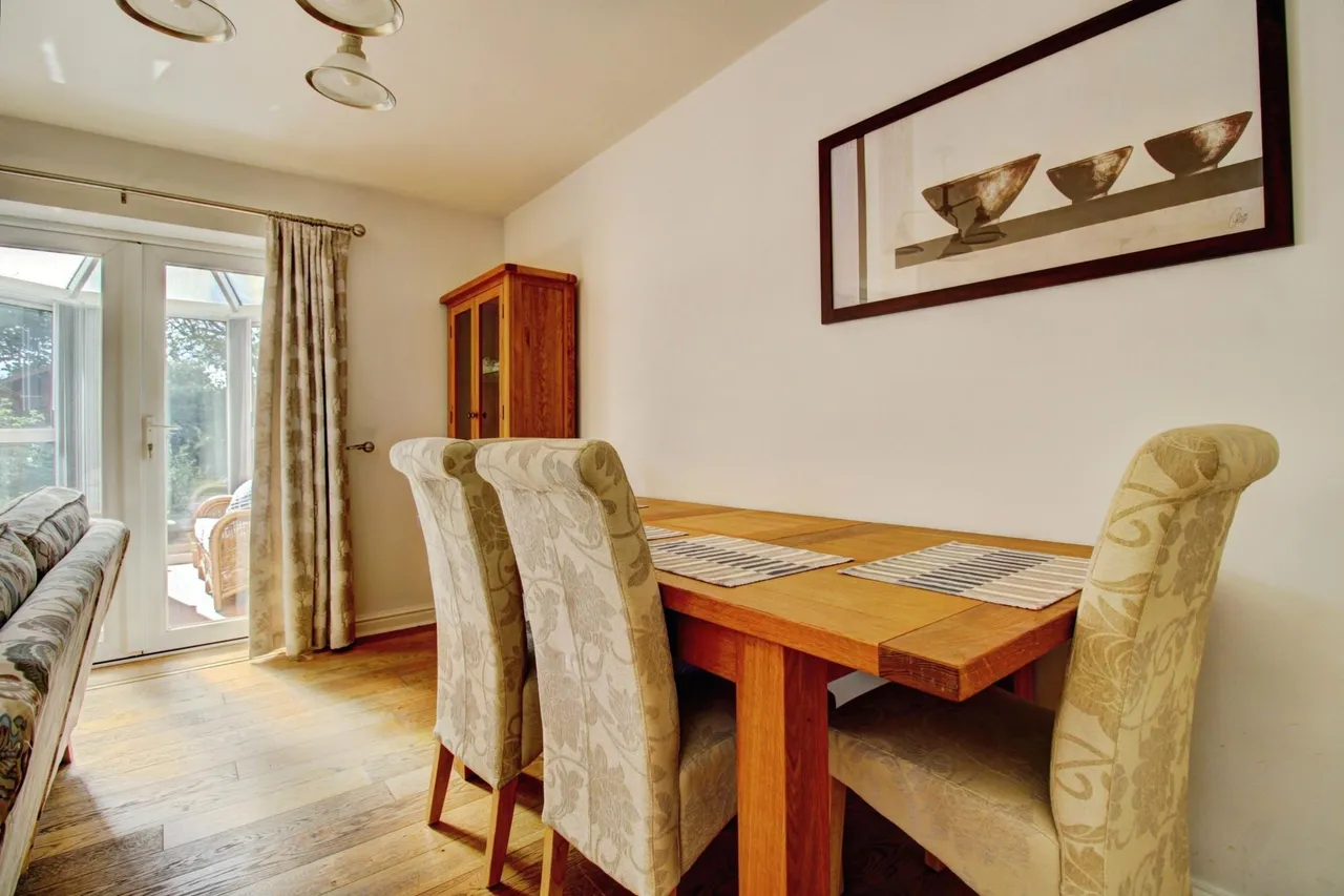 Mill Crescent, Kingsbury, B78, photo 6