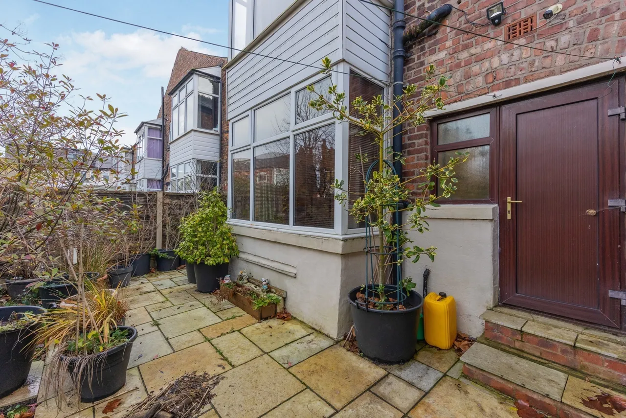 Upper Chorlton Road, Whalley Range, Greater Manchester, M16, photo 17