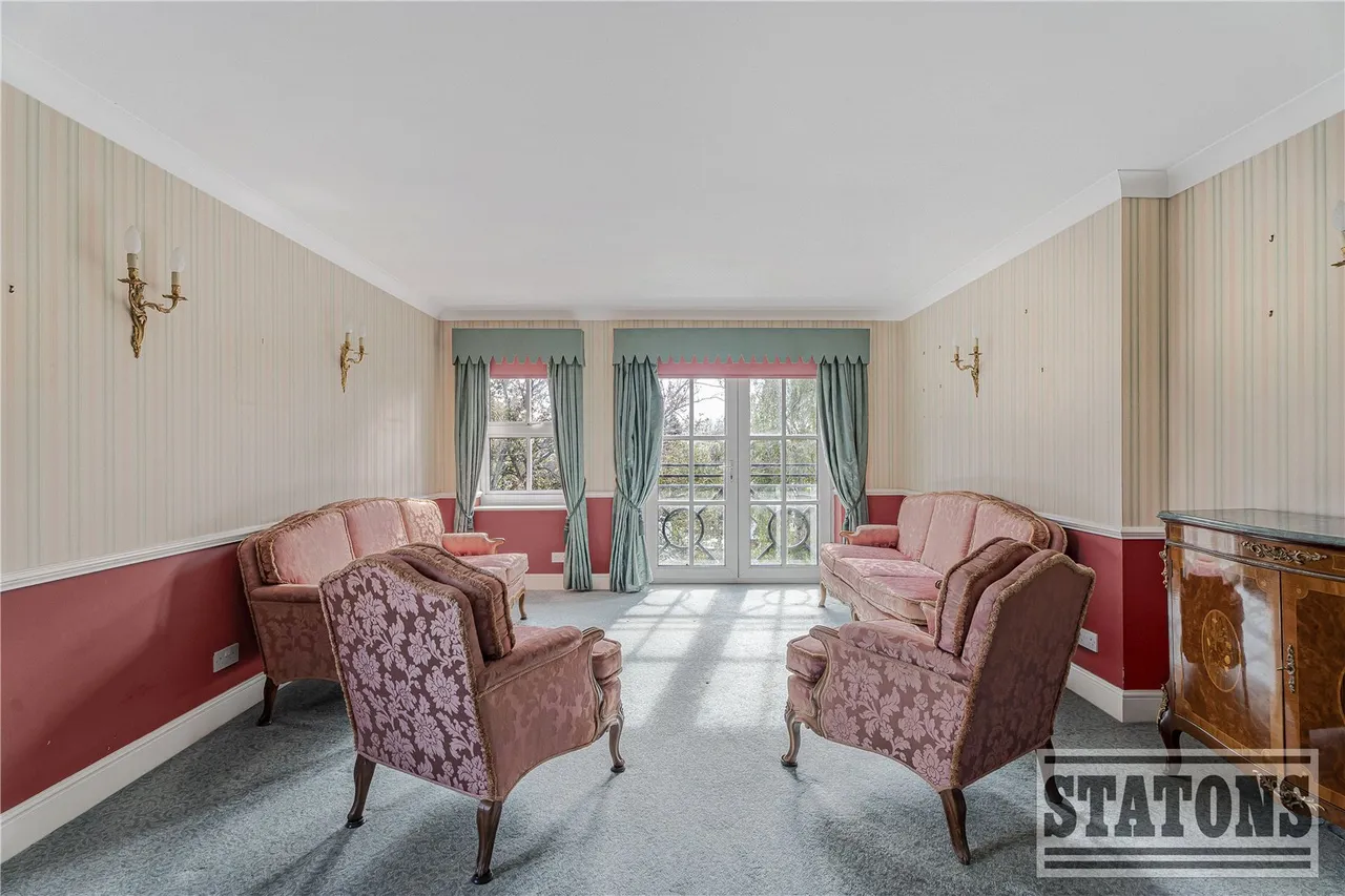 Oakleigh Park North, London, N20 9AQ, photo 6