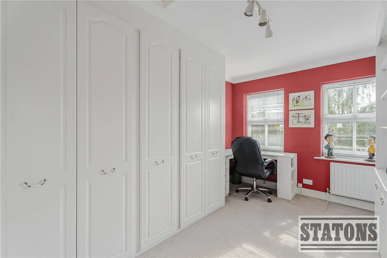 Oakleigh Park North, London, N20 9AQ, photo 9