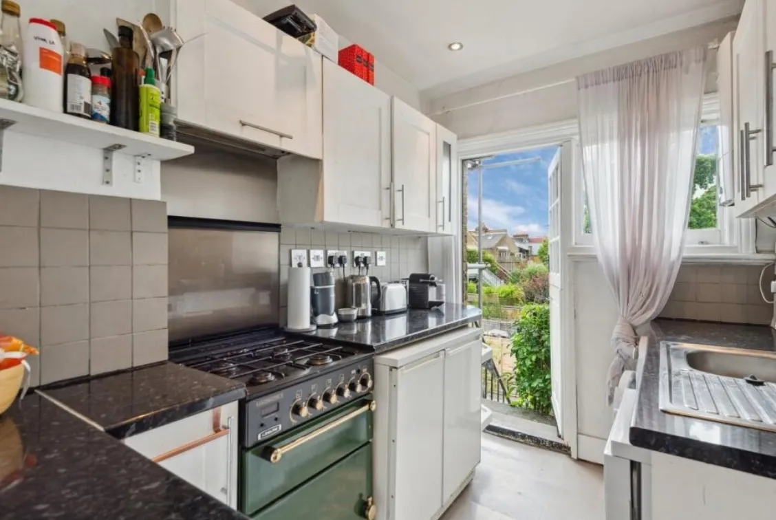 Cowley Road, Mortlake, SW14, photo 3