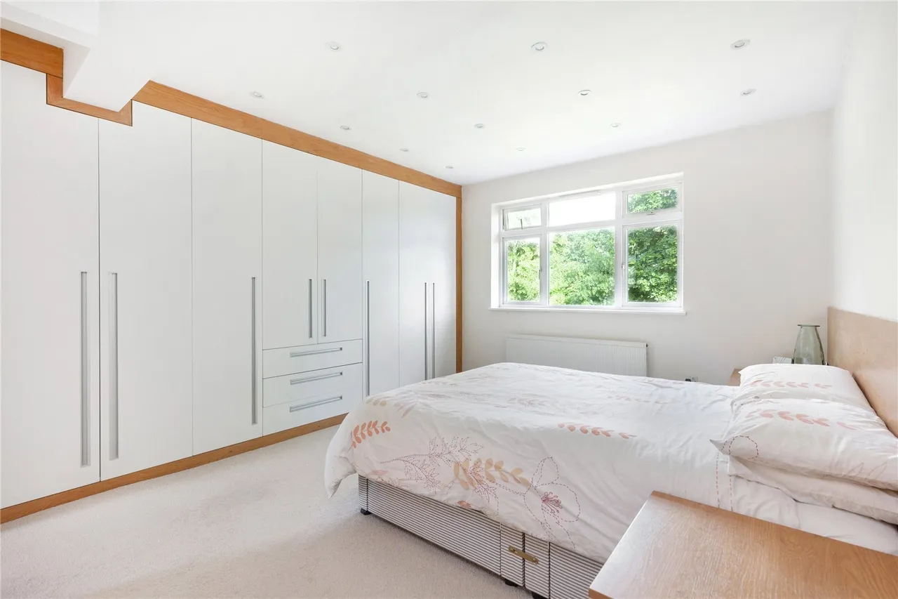 Mill Ridge, Edgware, HA8, photo 5
