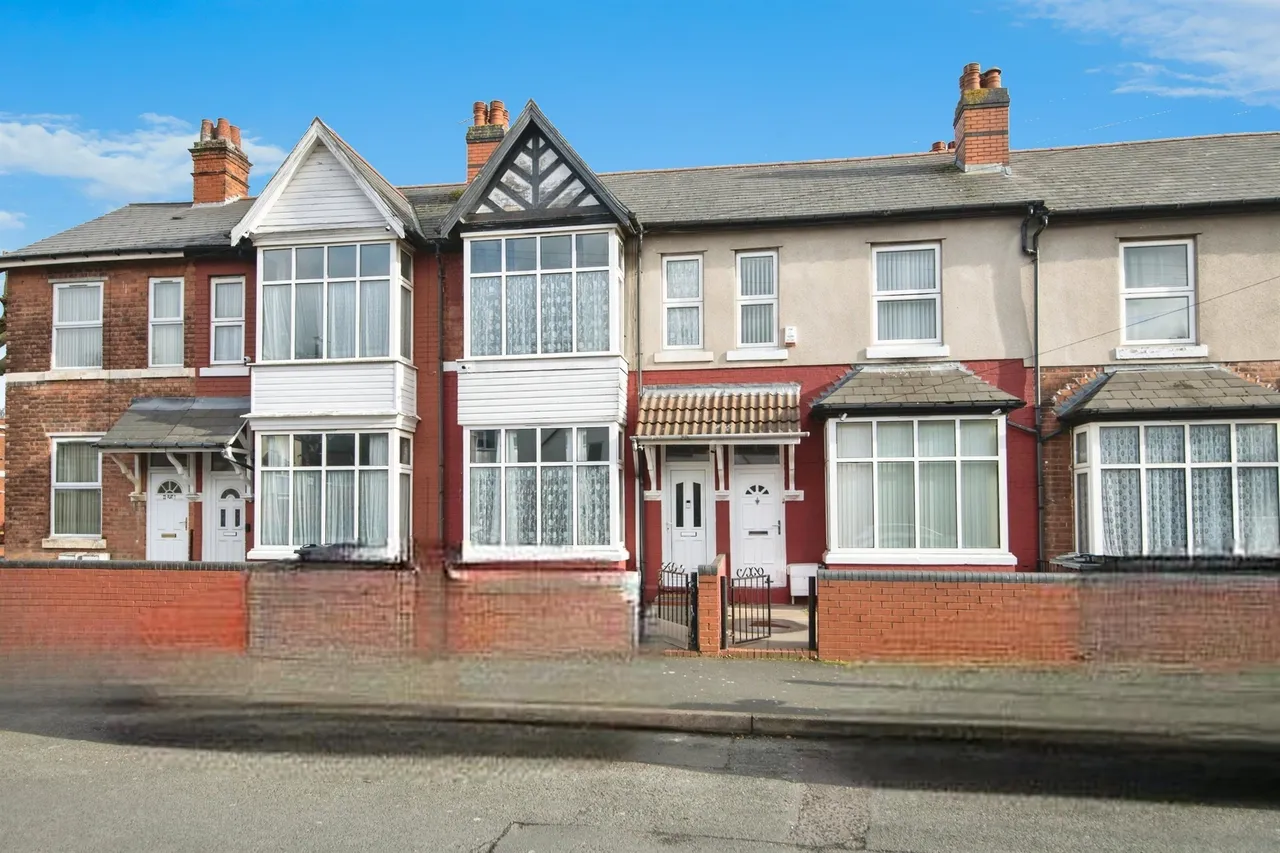 3 bed house for sale — Farcroft Avenue, Birmingham