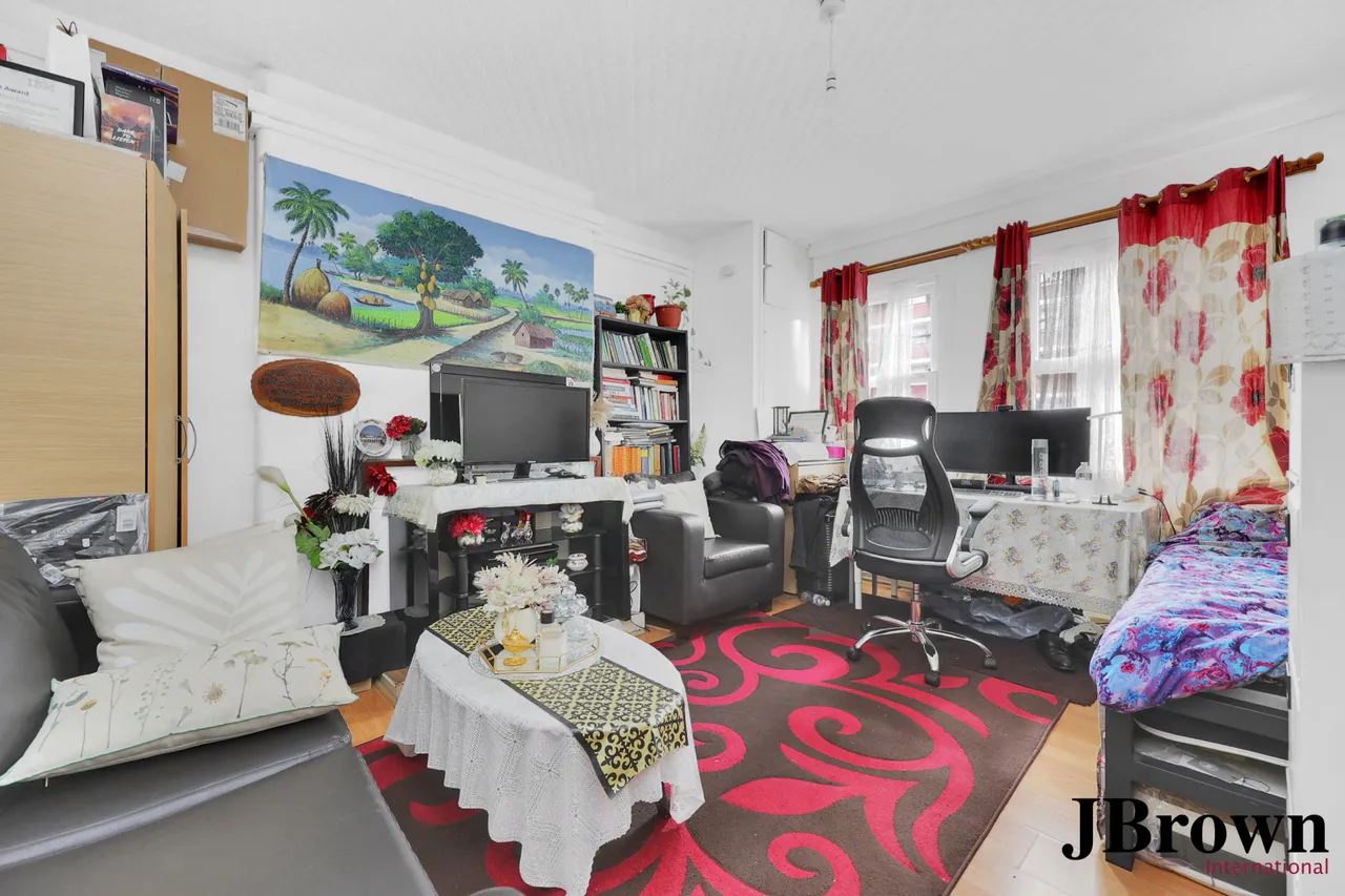 Jubilee Street, London, E1, photo 2