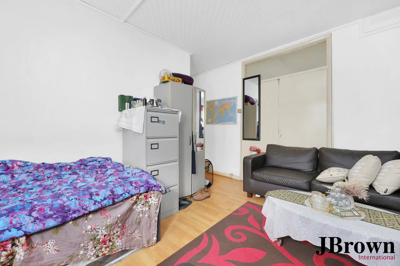 Jubilee Street, London, E1, photo 6
