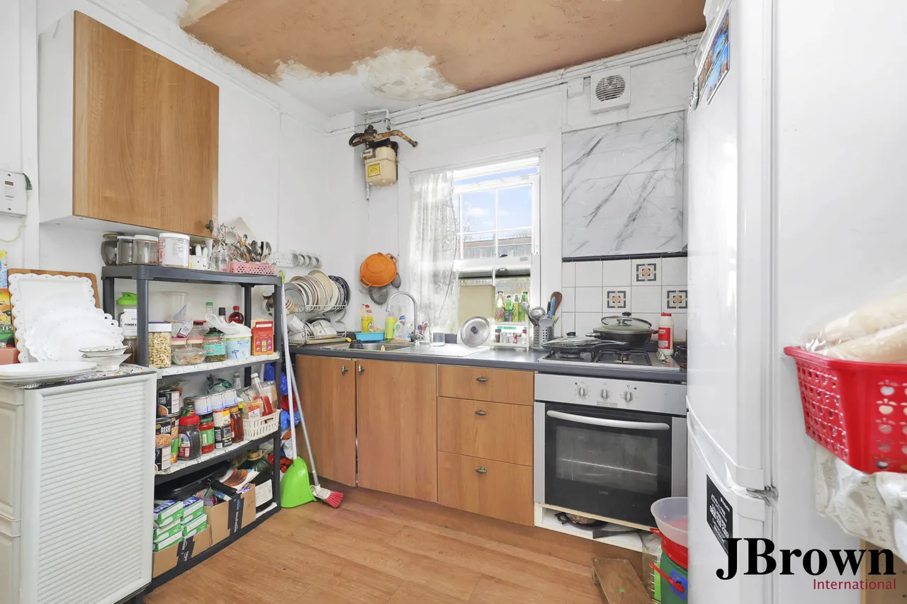 Jubilee Street, London, E1, photo 8