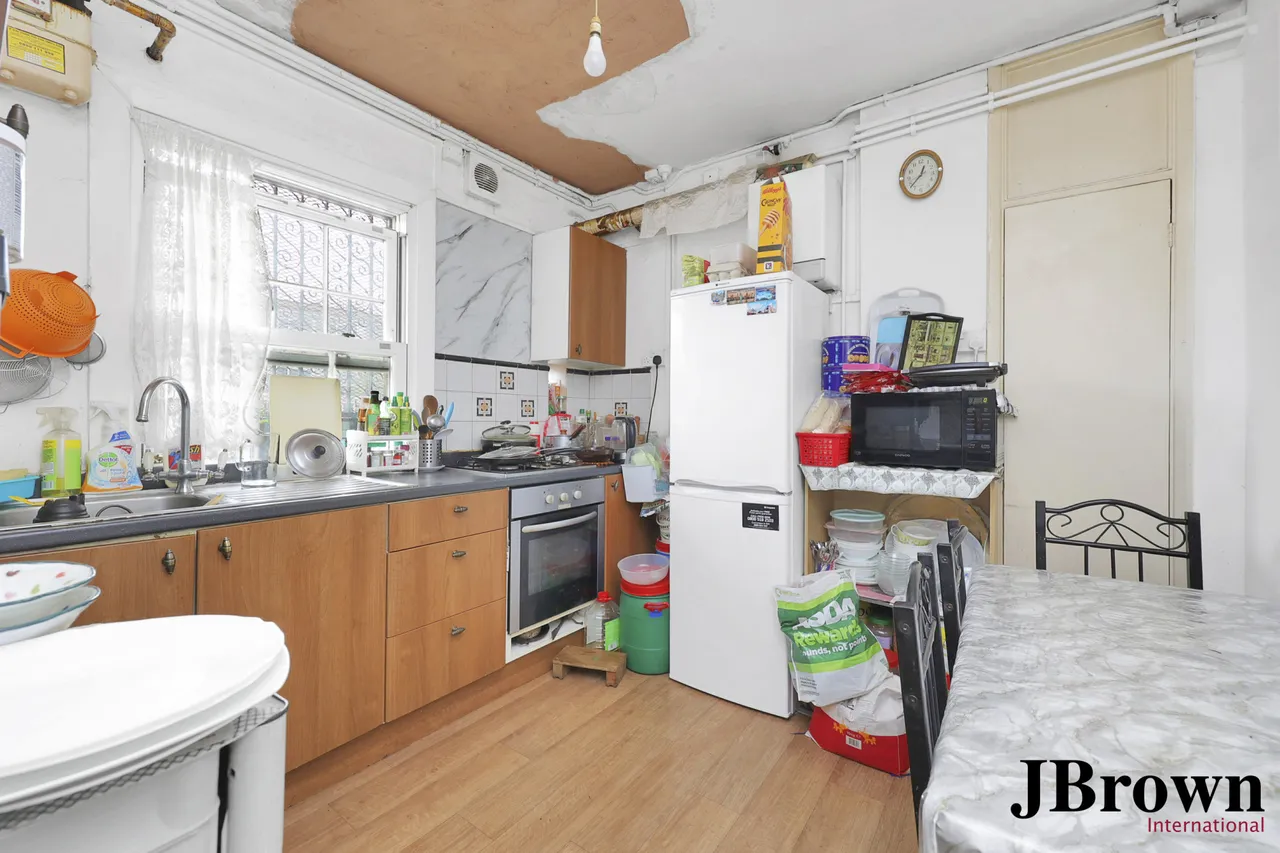 Jubilee Street, London, E1, photo 4