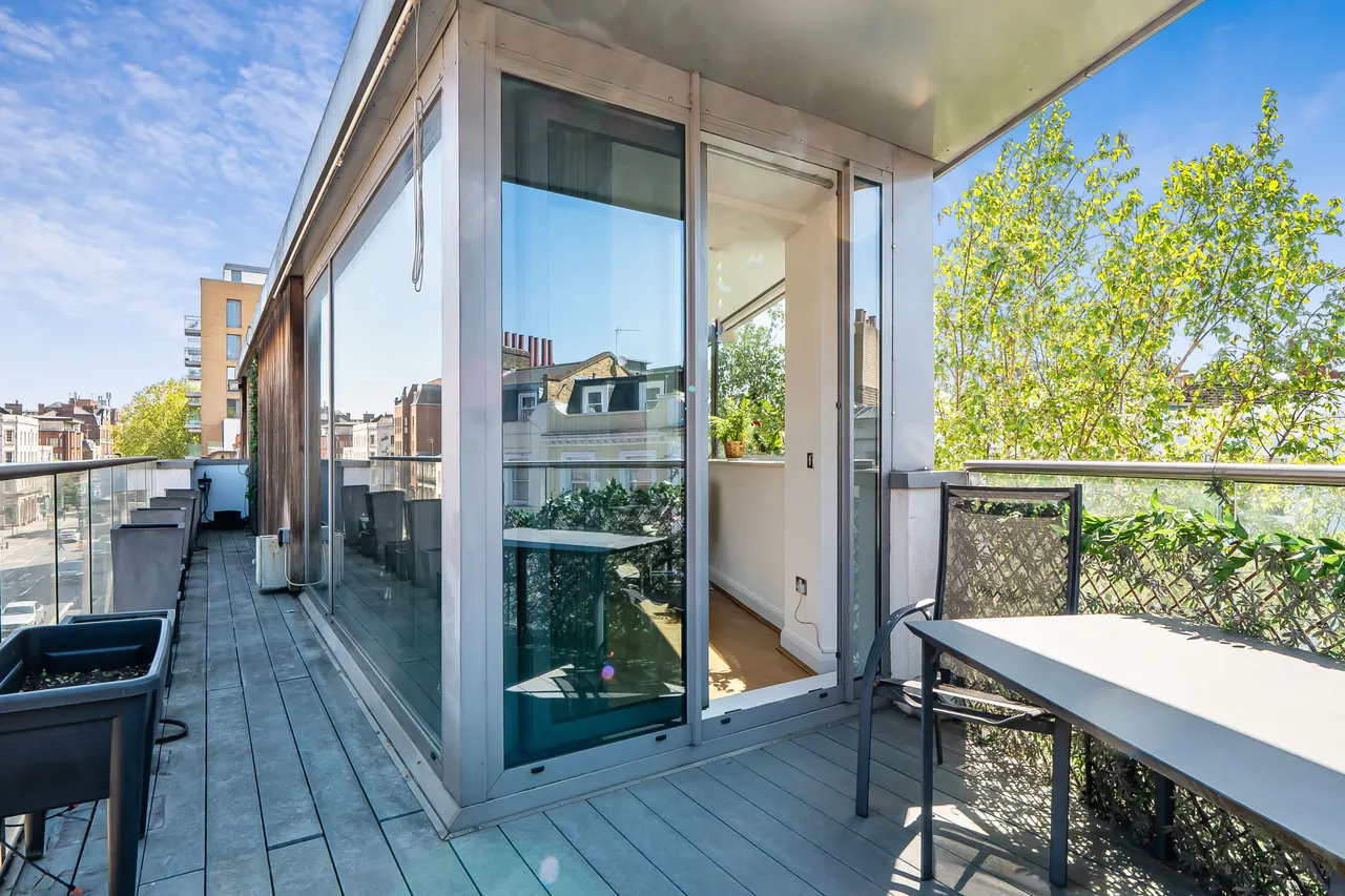 2 bed flat for sale — Flat 2, 5 Upper Tachbrook Street, London