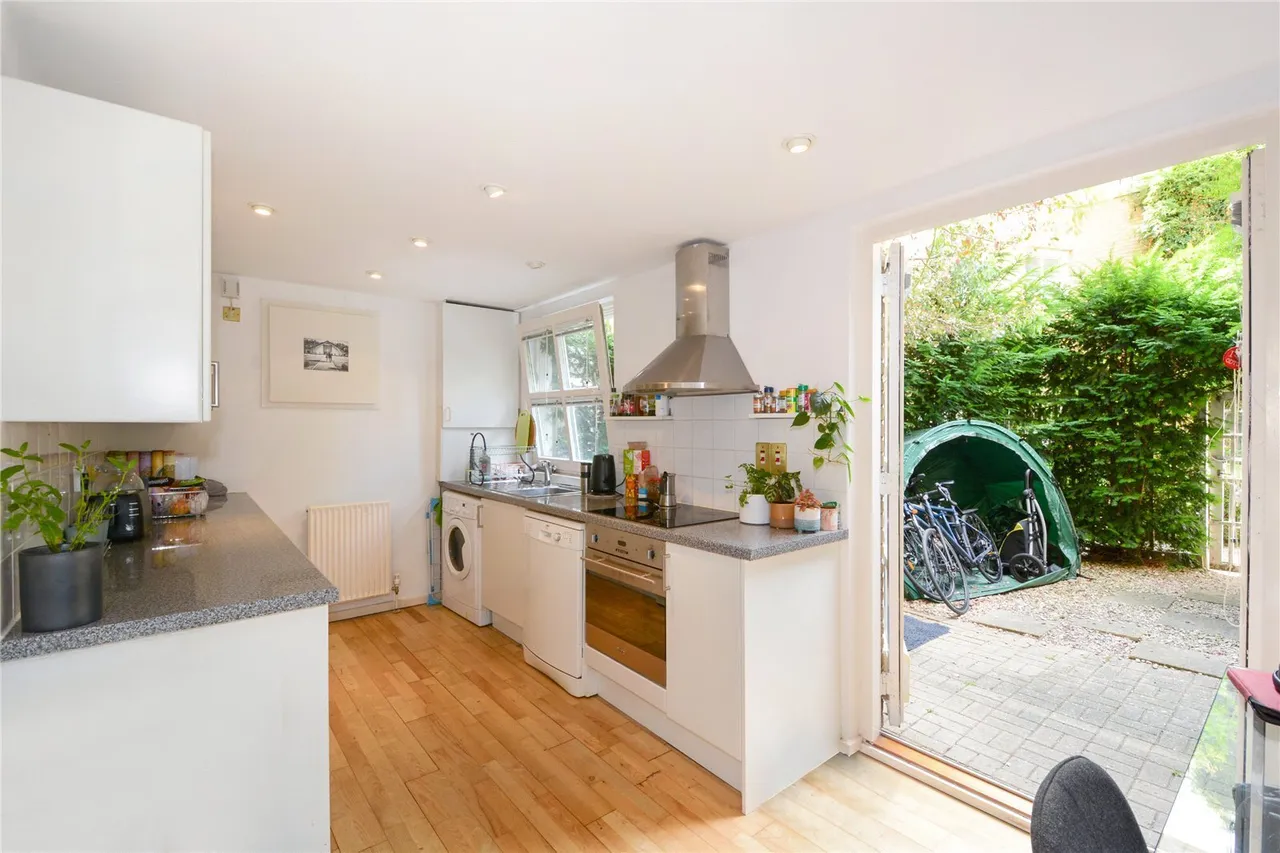 Princes Court, London, SE16, photo 8