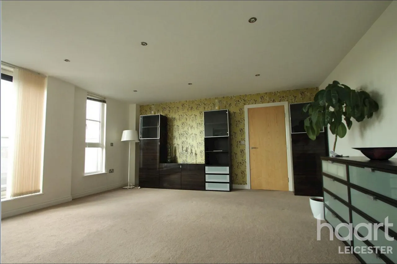 Watkin Road, Leicester, LE2, photo 3
