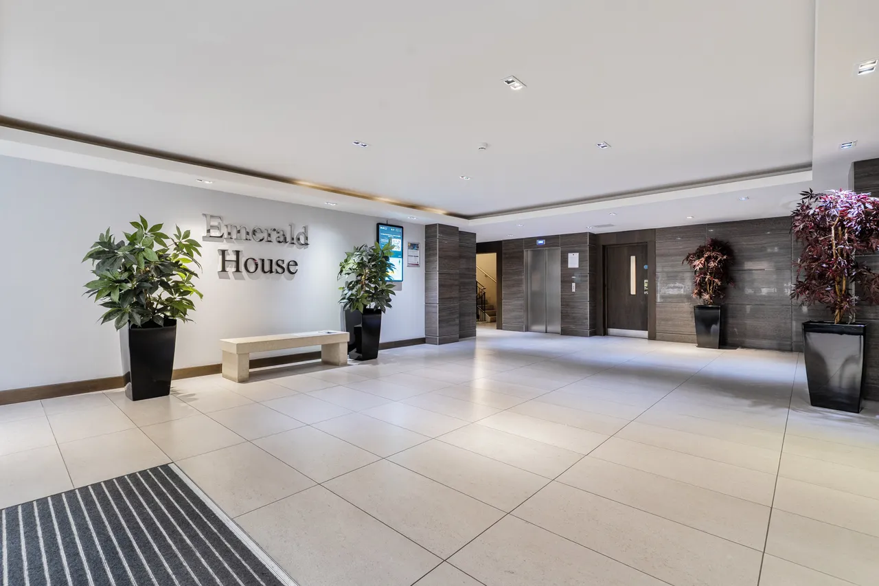 1 Emerald House, 2 Commander Avenue, London, photo 10