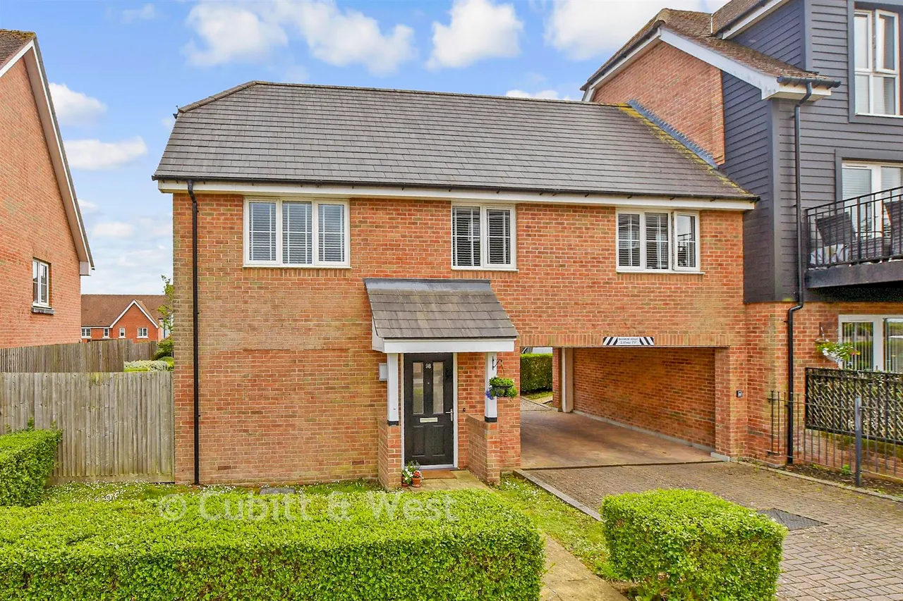 2 bed house for sale, Illett Way, Faygate, RH12