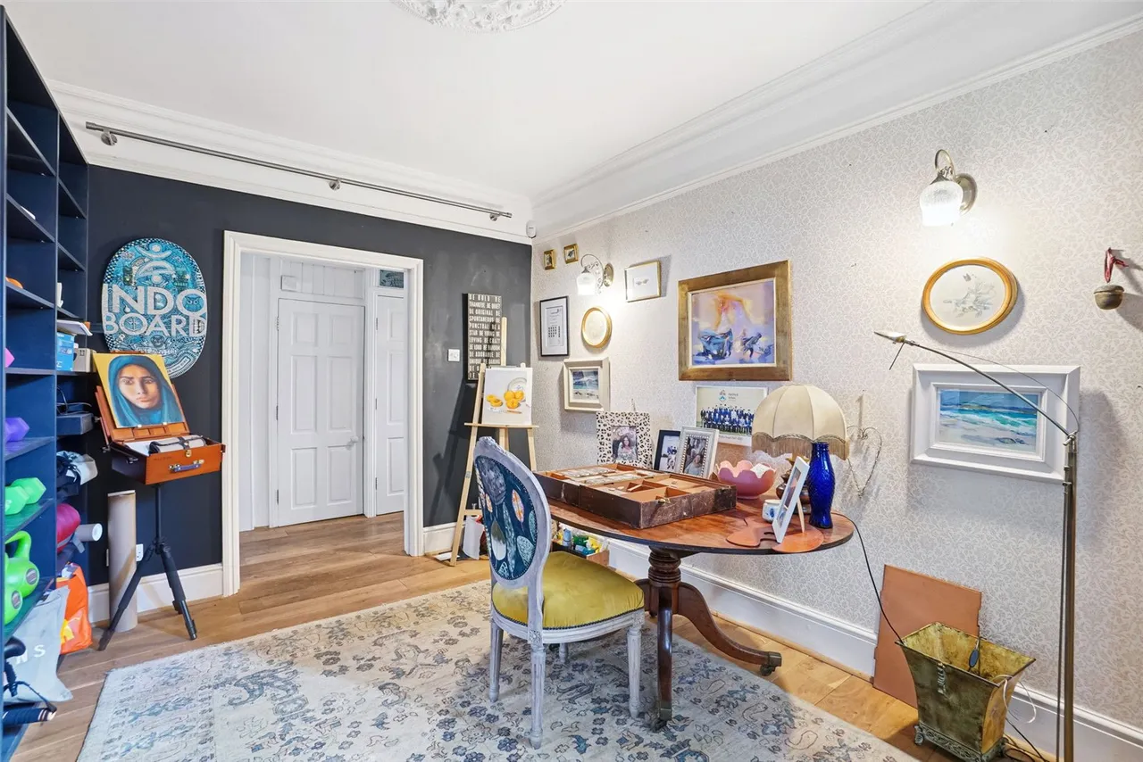 King Edwards Grove, Teddington, TW11 9LU, photo 8