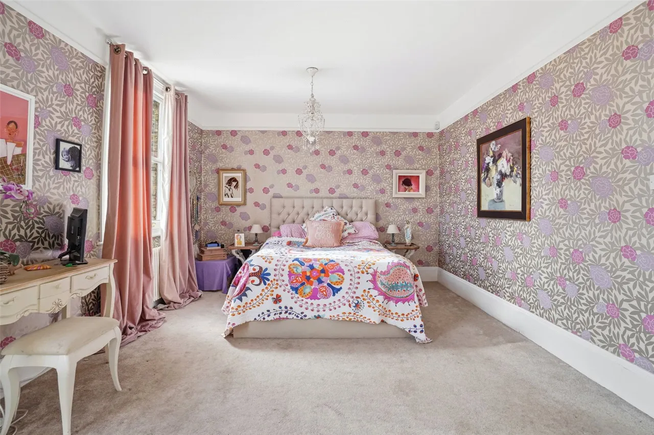 King Edwards Grove, Teddington, TW11 9LU, photo 10