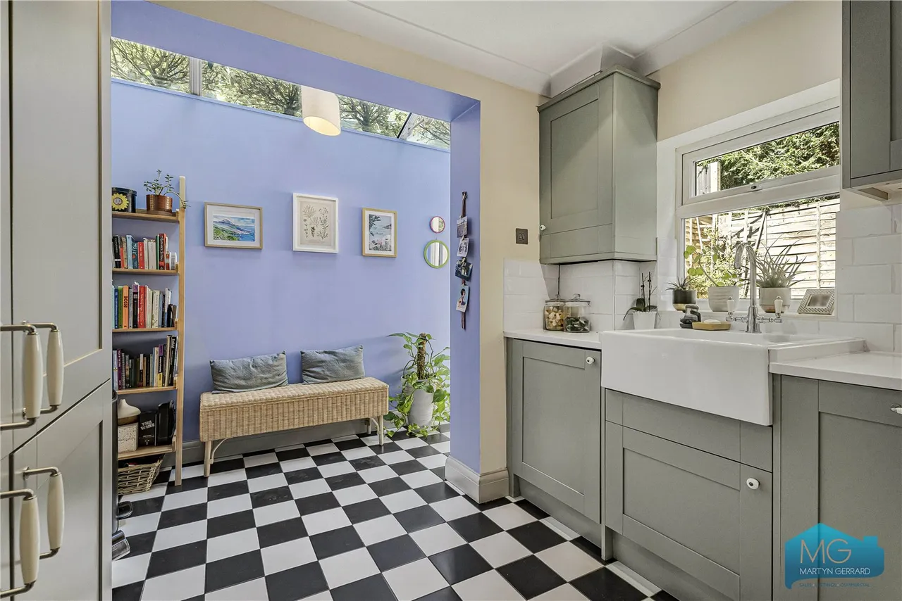 Wilson Street, Southgate, N21, photo 8