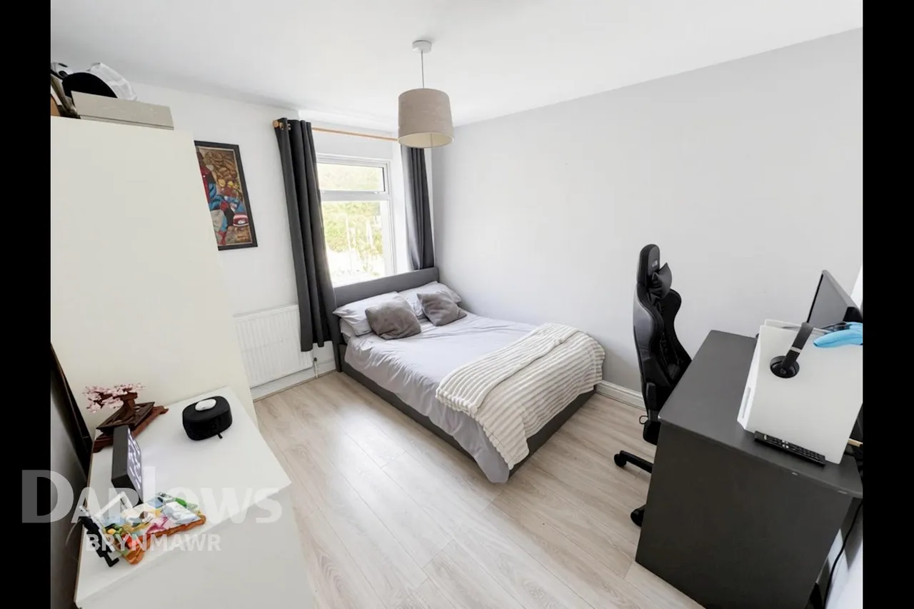 Greenfield Terrace, Tredegar, photo 17