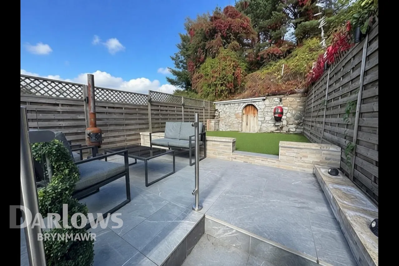 Greenfield Terrace, Tredegar, photo 22