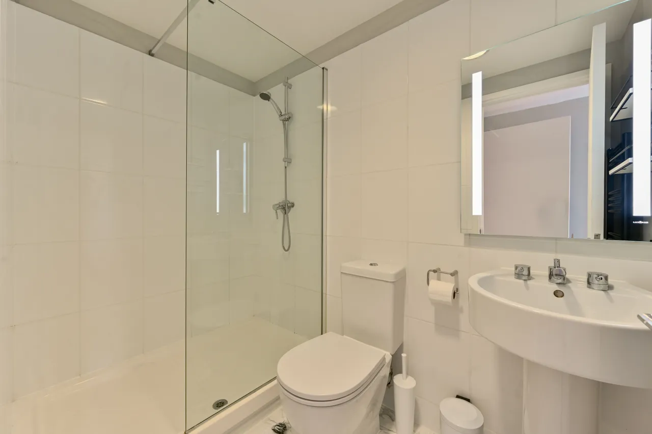 42 Carter House, 33 Petergate, London, photo 9