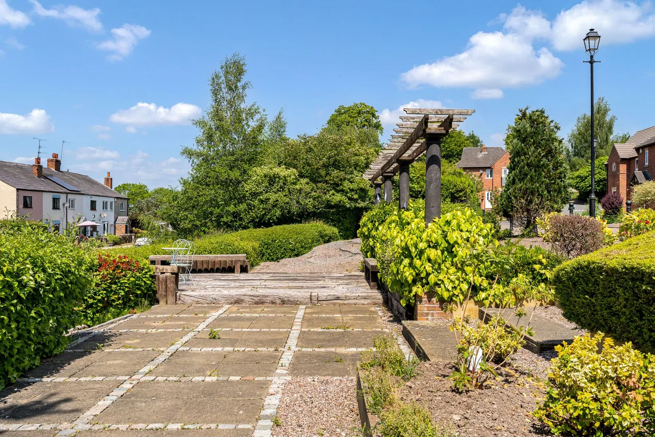 Flat 8, Brindley Wharf Waterfront, Warrington, Preston On The Hill, WA4 4AU, photo 19