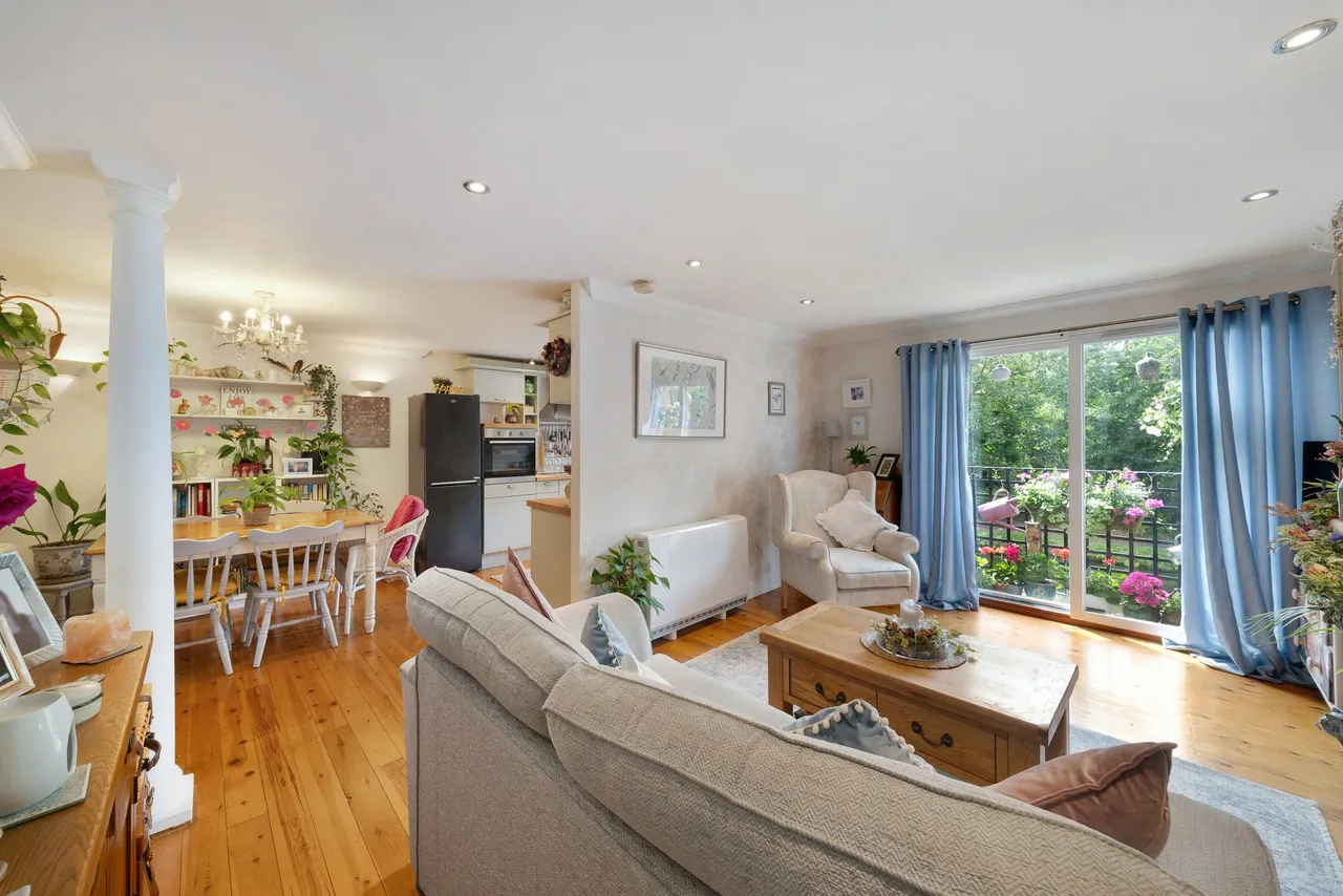 Flat 8, Brindley Wharf Waterfront, Warrington, Preston On The Hill, WA4 4AU, photo 11