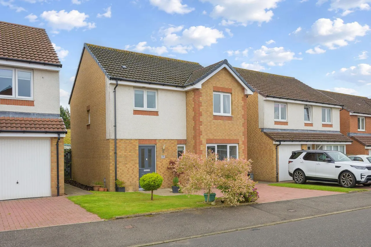McGarvie Drive, Redding, Falkirk, FK2 9FR, photo 38