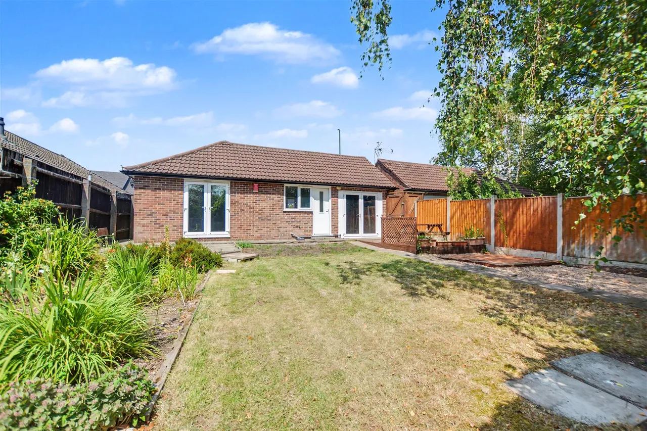 2 bed house for sale, Trowell Road, Nottingham, NG8