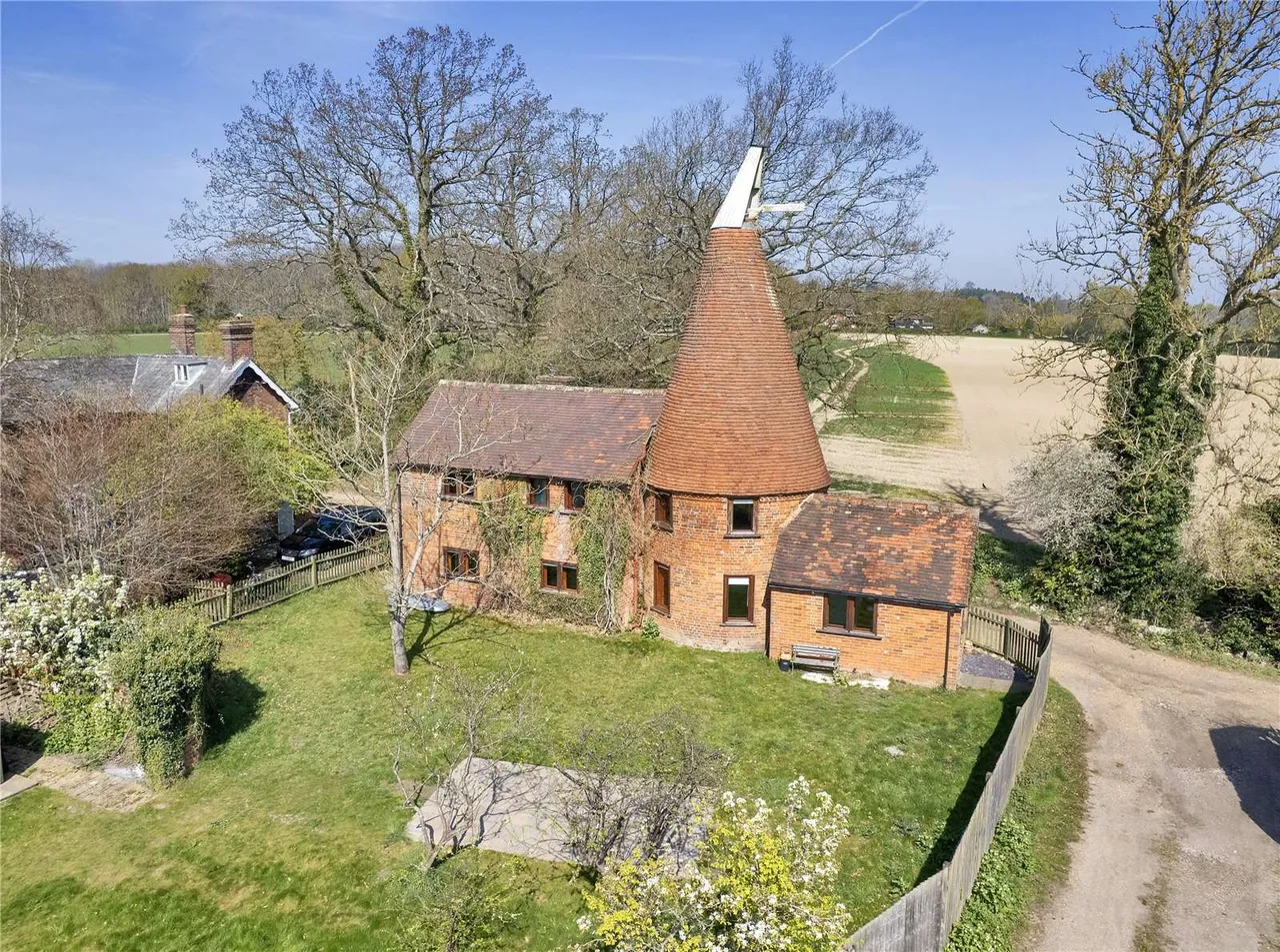 3 bed house for sale — School Lane, Shipbourne, Tonbridge, Kent, TN11 9RT