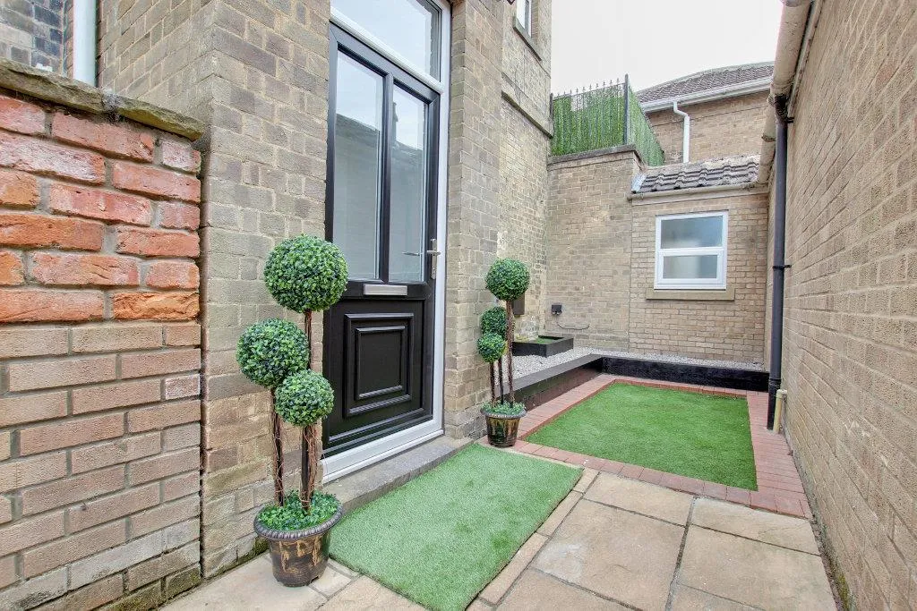 3 bed property for sale — Westgate, Hornsea