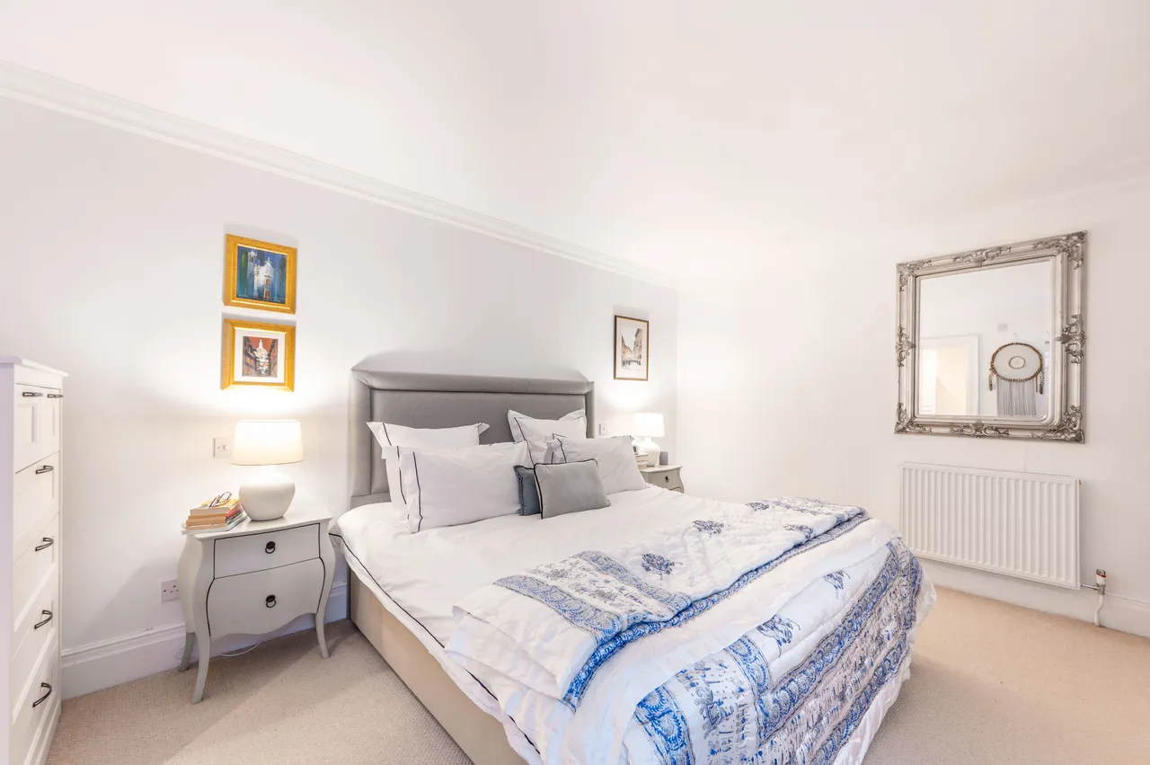 Flat 3, 6-8 Clanricarde Gardens, London, photo 7