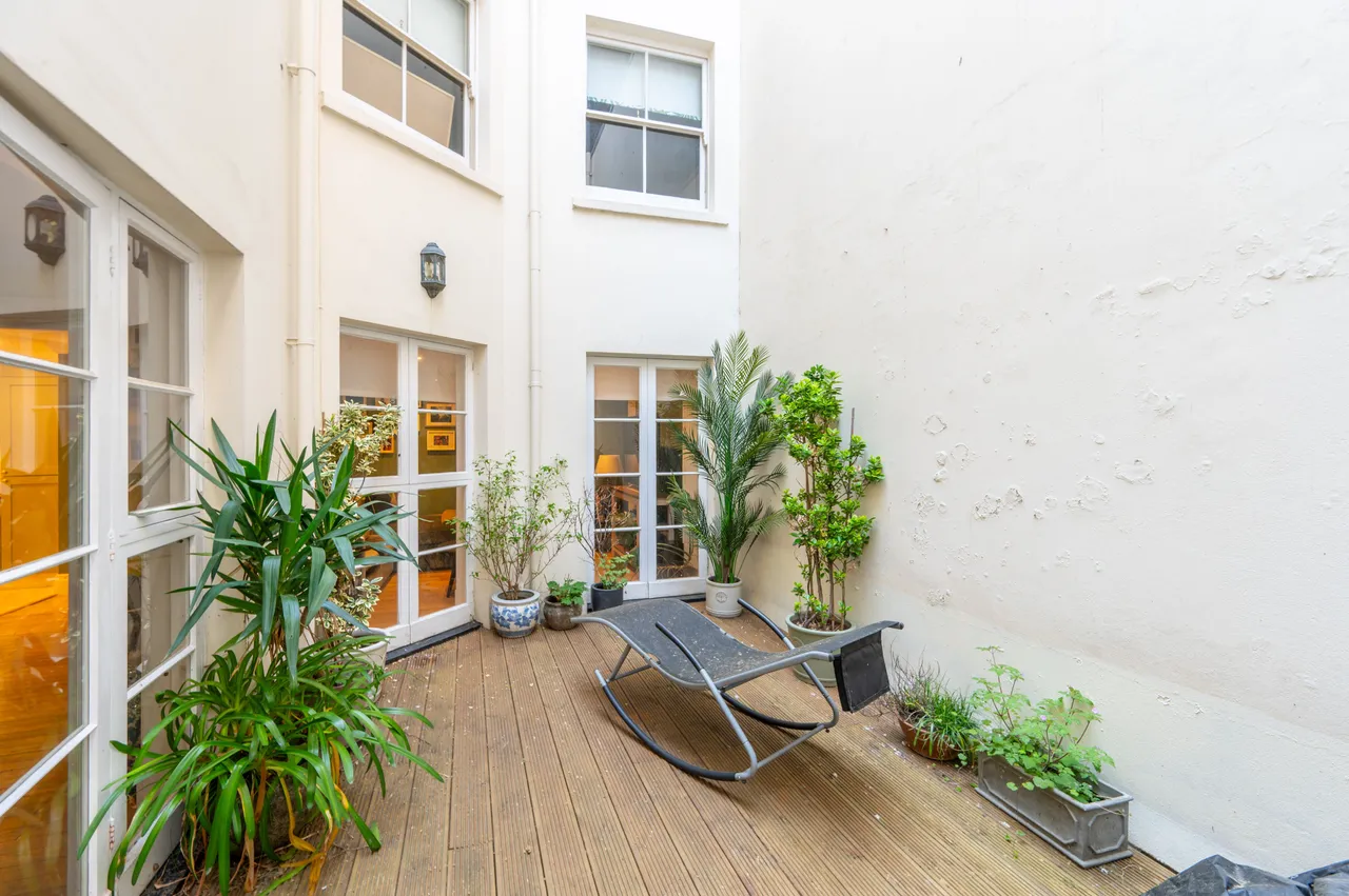Flat 3, 6-8 Clanricarde Gardens, London, photo 9
