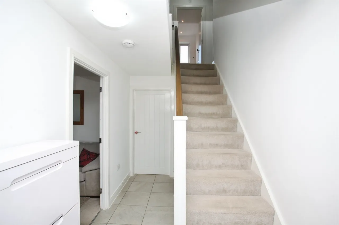Trustees Close, Cawston, CV22, photo 2