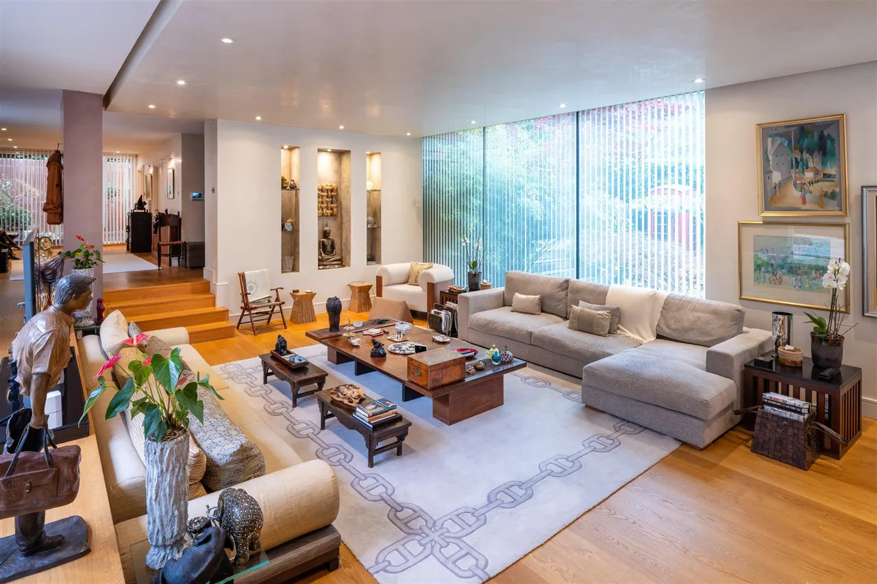 5 bed house for sale, Spaniards End, Hampstead, NW3