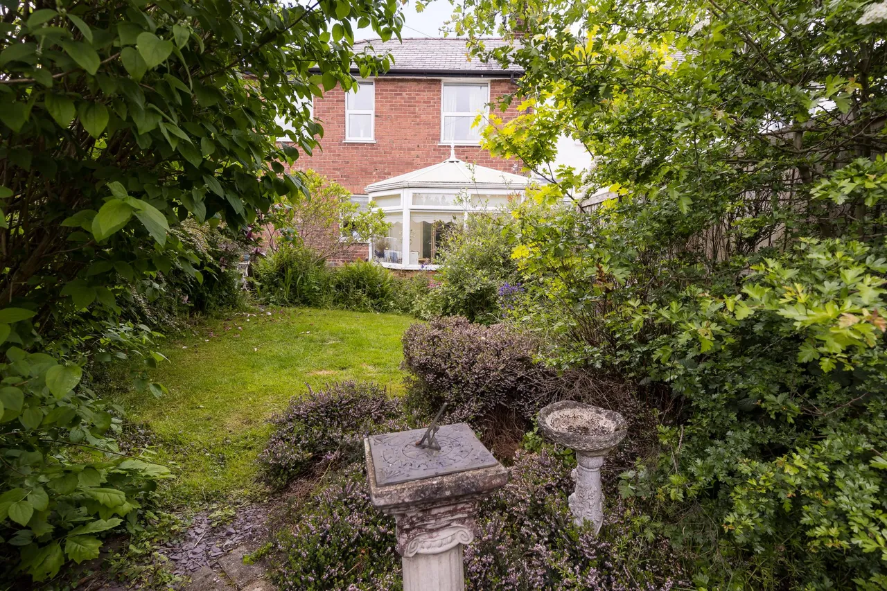 Old Chester Road, Ellesmere Port, CH66, photo 22