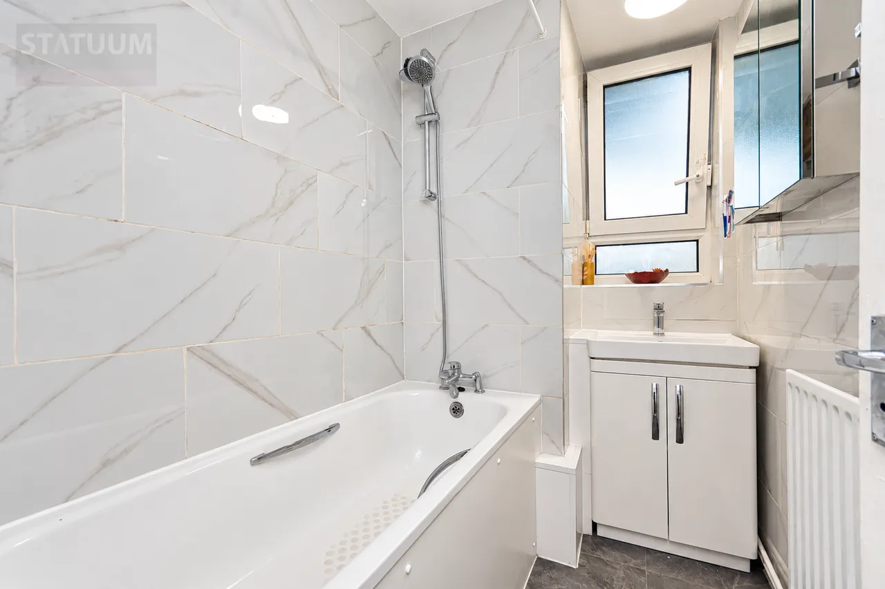 Park Road, Upton Park, E6, photo 9