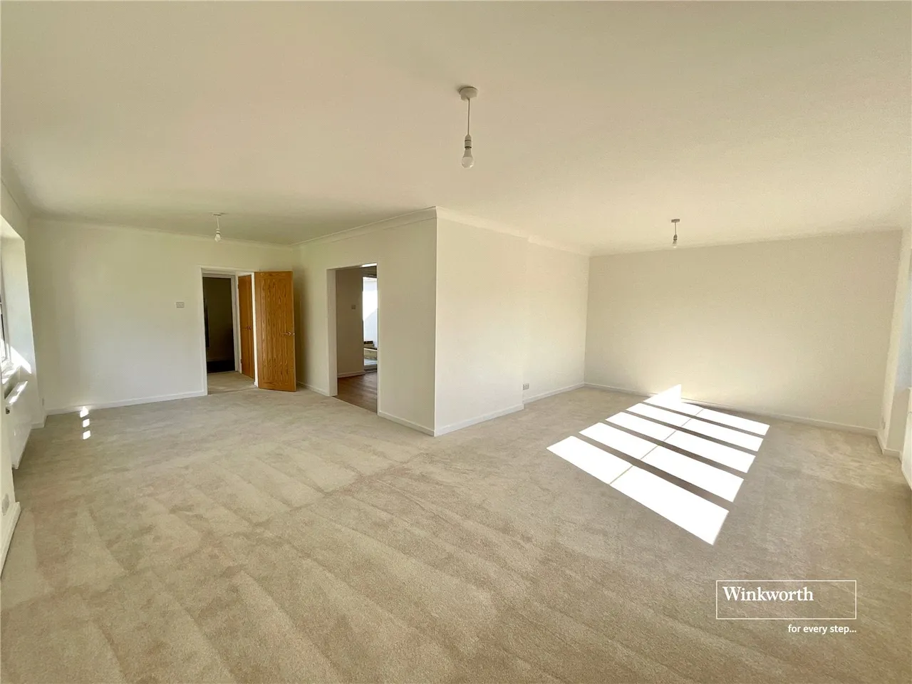Angeline Close, Highcliffe, Christchurch, BH23, photo 8