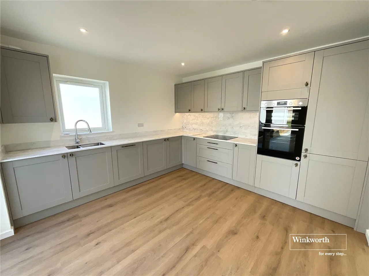 Angeline Close, Highcliffe, Christchurch, BH23, photo 7