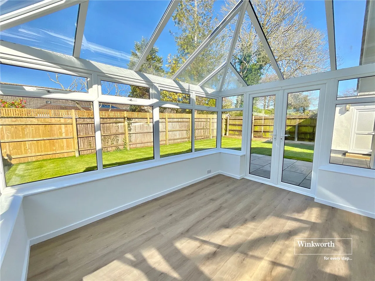 Angeline Close, Highcliffe, Christchurch, BH23, photo 9