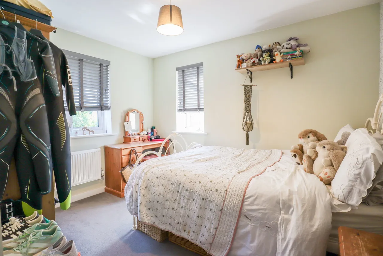 Rutherford Close, Calne, photo 5